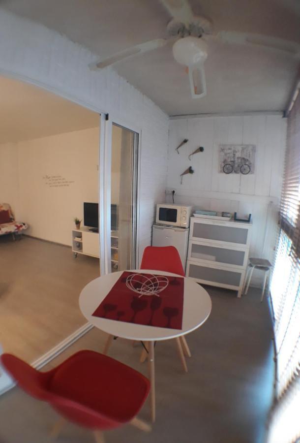 Estudio playa Alicante Exterior foto